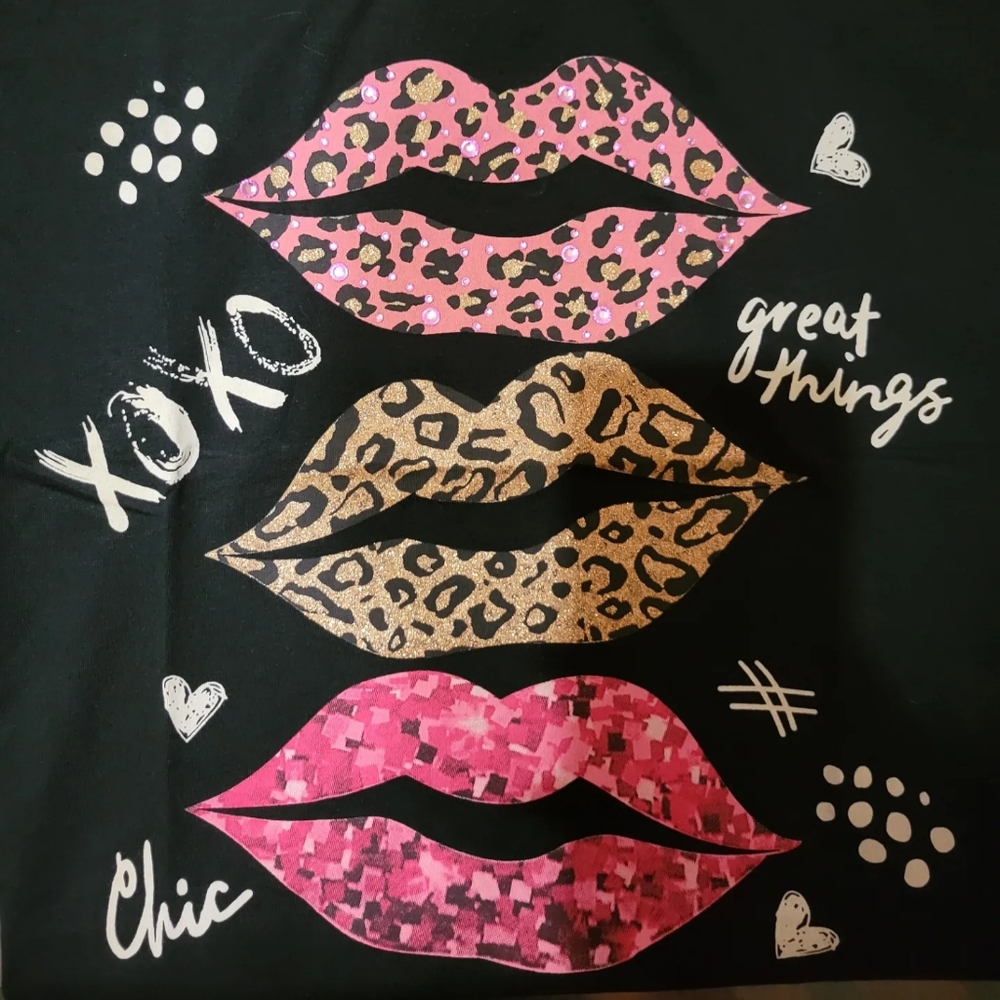 Lips bling shirt